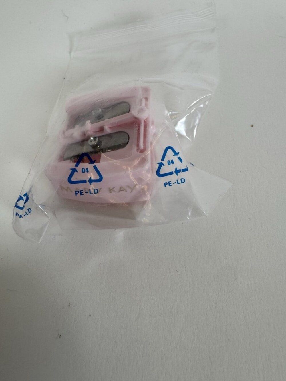 New Vintage Mary Kay Large & Skinny Double Pencil Sharpener Pink